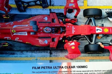 Poster and Panel launches the new FILM PETRA ULTRA CLEAR 100MIC